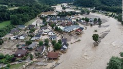 欧州で「１００年ぶり」の豪雨、洪水で５４人死亡