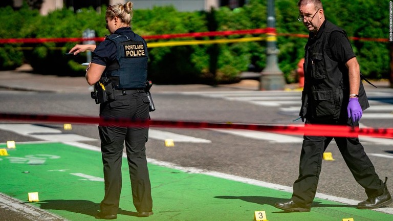 ポートランドで銃撃事件が発生/Mark Graves/Oregonian/AP