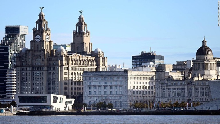 英イングランドの港湾都市リバプールがユネスコ世界遺産の登録を取り消された/PAUL ELLIS/AFP via Getty Images