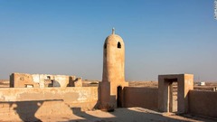 アルジュマイルは、カタール北西部沿岸に点在する打ち捨てられた村の１つ