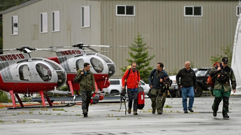 米アラスカ州の国定公園を観光する水上機が墜落し、クルーズ船乗客など６人が死亡した/Dustin Safranek/AP