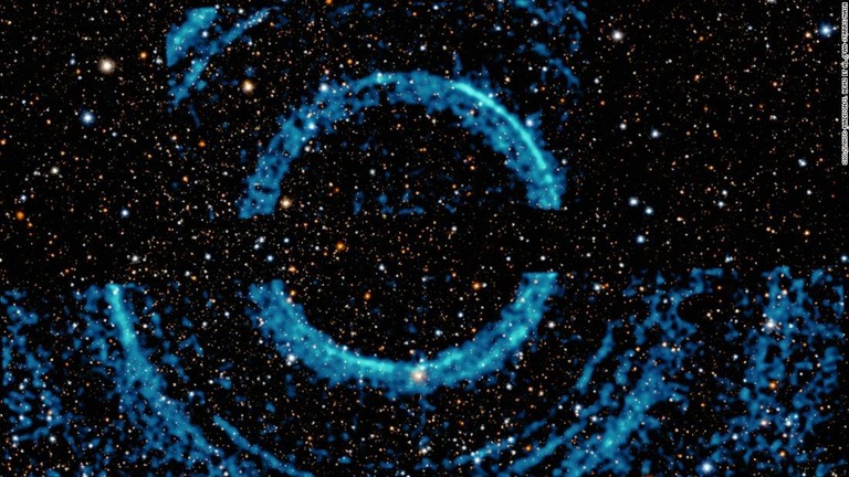 「光のエコー」で生まれたブラックホールを囲む複数のリング/CXC/U.Wisc-Madison/S. Heinz et al./Pan-STARRS/NASA