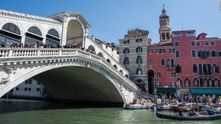 イタリアの観光名所ベネチアでバリアフリーのルートを新設する計画が始動した
