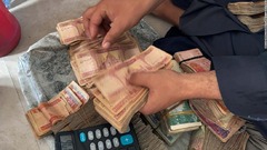 アフガン通貨、過去最安値圏に下落　ドル不足に懸念