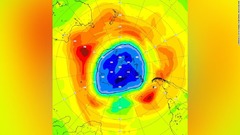 南極上空のオゾンホール、南極大陸上回る大きさに