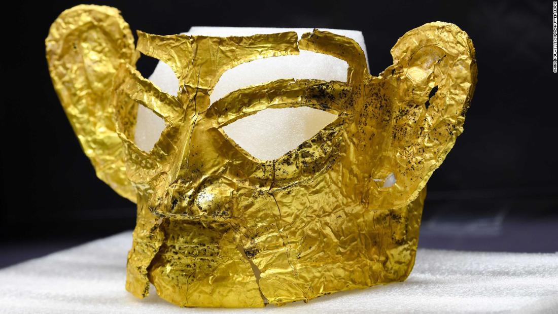 3000年前の黄金仮面、中国南西部の遺跡から出土 - CNN.co.jp