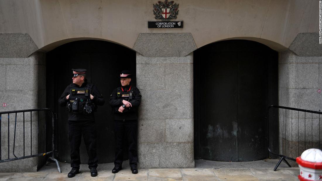 裁判が行われた英ロンドンの中央刑事裁判所/Daniel Leal-Olivas/AFP/Getty Images