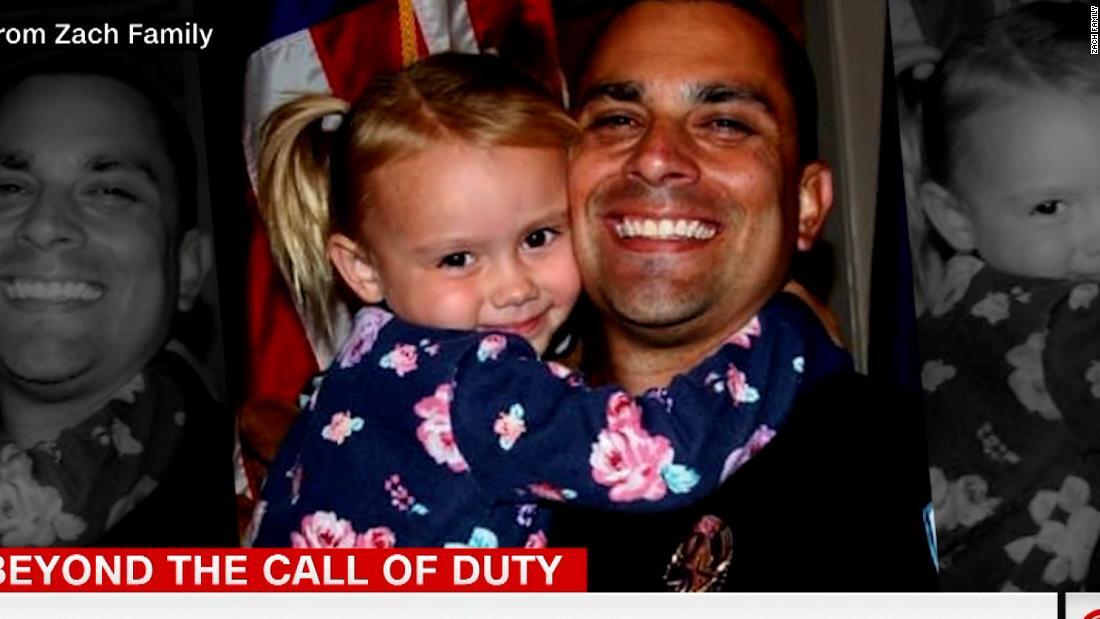 虐待家庭から幼児を保護した警官、自ら養子縁組　米 - CNN.co.jp