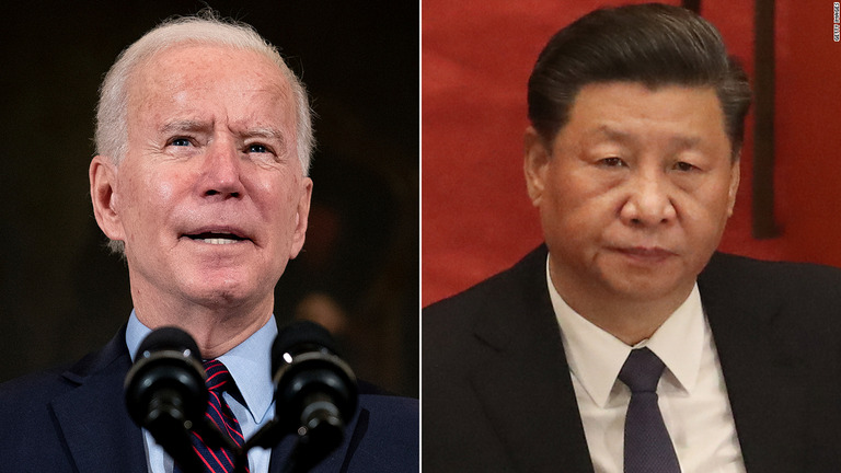 米国のバイデン大統領（左）と中国の習近平国家主席のオンライン会談が年内実施で決まった/Getty Images