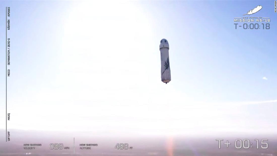 発射台から打ち上げられたロケット/Blue Origin