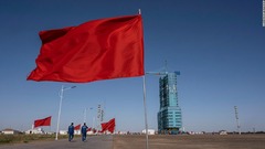 中国の有人宇宙船「神舟１３号」、建設中の宇宙ステーションに到着