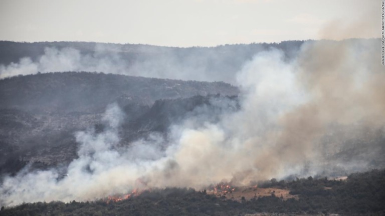 山火事が発生したシリアのラタキア＝２０２０年９月１０日/Azalden Idlib/INA Photo Agency/Sipa USA/FILE