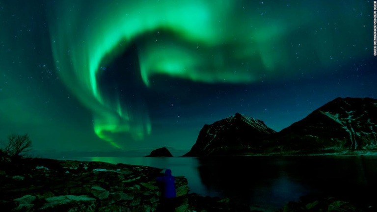 ノルウェー北部ロフォーテン諸島で観測されたオーロラ＝２０１８年３月９日/OLIVIER MORIN/AFP/AFP via Getty Images