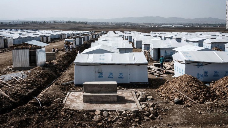 ティグレ州の州都メケレに設置された国内避難民のキャンプ＝今年６月/Yasuyoshi Chiba/AFP/Getty Images