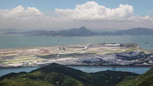 南シナ海の素晴らしい景色に出会える香港国際空港/Nora Tam/South China Morning Post/Getty Images