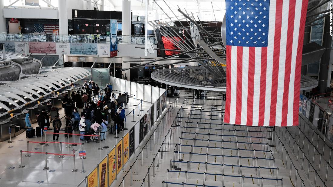 ジョン・Ｆ・ケネディ国際空港にも国際線の客がさらに戻ってくる/Spencer Platt/Getty Images 