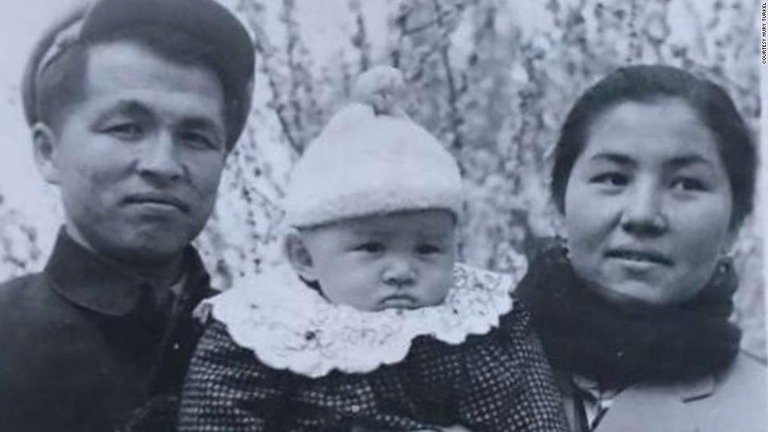 赤ん坊のころの筆者。中国の「再教育キャンプ」を母と出てすぐの１９７１年春に撮影/courtesy Nury Turkel