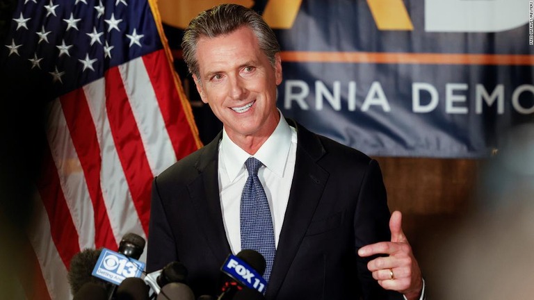 米加州のニューサム知事。ハロウィーンと重なったためＣＯＰ２６参加を中止したという/Fred Greaves/Reuters