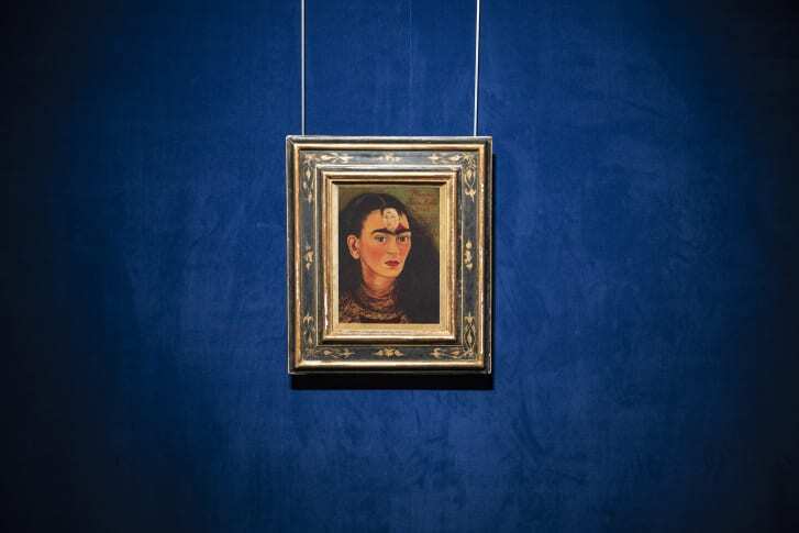 自画像はフリーダ・カーロが死去する５年前の１９４９年に描かれた/Sotheby's