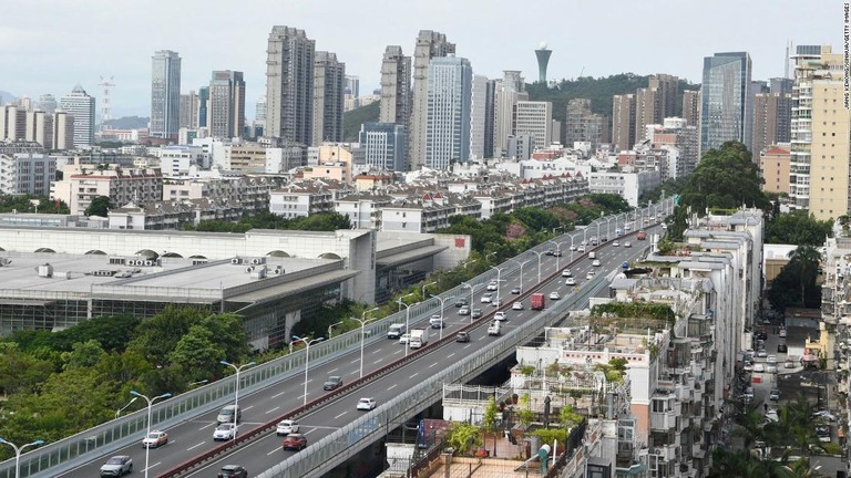 台湾から逃亡した容疑者が隔離中の中国・厦門市/Jiang Kehong/Xinhua/Getty Images