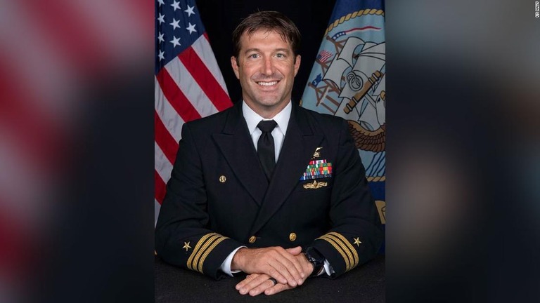 ブライアン・ブルジョワー中佐が訓練中の事故で亡くなった/US Navy