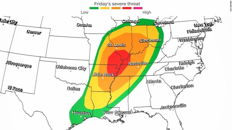 米中部を激しい嵐が襲い、５州で少なくとも１９個の竜巻が発生した/CNN Weather