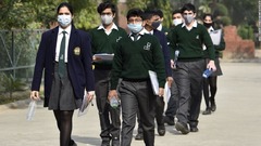 高校生の全国試験に女性蔑視の出題、教育委が謝罪　インド