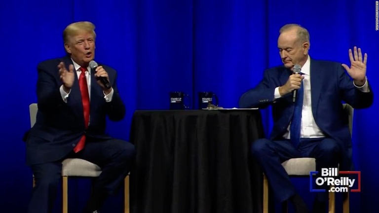 トランプ前米大統領（左）とオライリー氏（右）/Twitter/@nospinnews