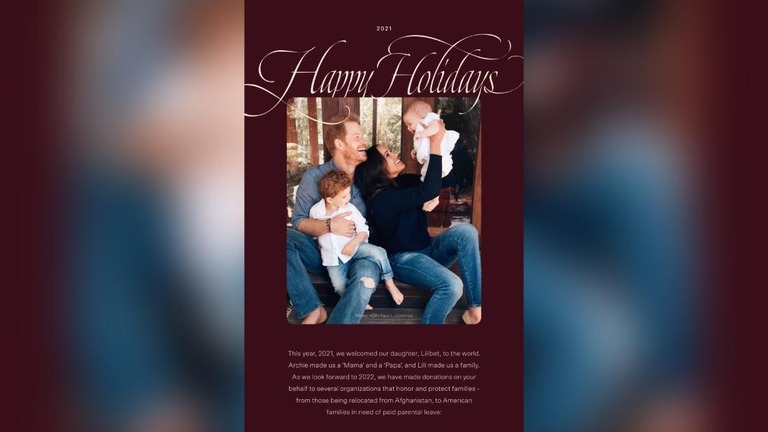 英ヘンリー王子一家のクリスマスカードが公開された/obtained by CNN