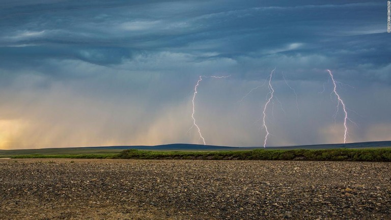 米アラスカ州北部で観測された雷/Design Pics Inc/Alamy