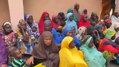 乳児や妊婦含む人質９７人解放、誘拐から数カ月　ナイジェリア