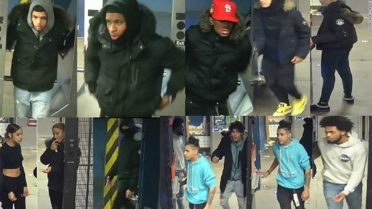 警察は事件現場の監視カメラの画像を公開した/NYPD Crime Stoppers