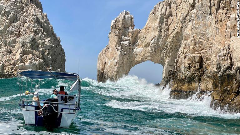 ７位　メキシコのカボサンルーカス/Daniel Slim/AFP/Getty Images