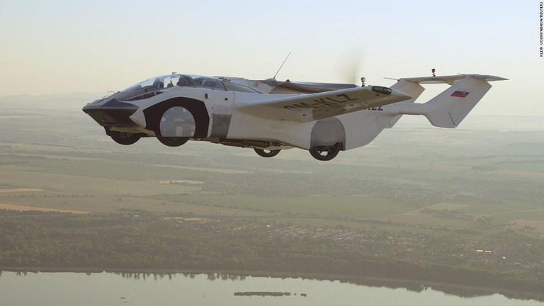 空飛ぶ車」、耐空証明を取得 操縦にはパイロット免許必要(1/2