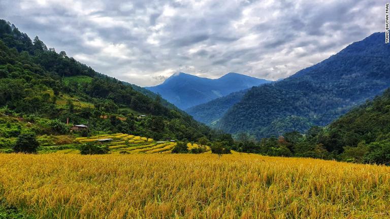 元々仏教徒の巡礼路だった全長約４００キロのルートは、ブータンとチベットとを結ぶ/Trans Bhutan Trail