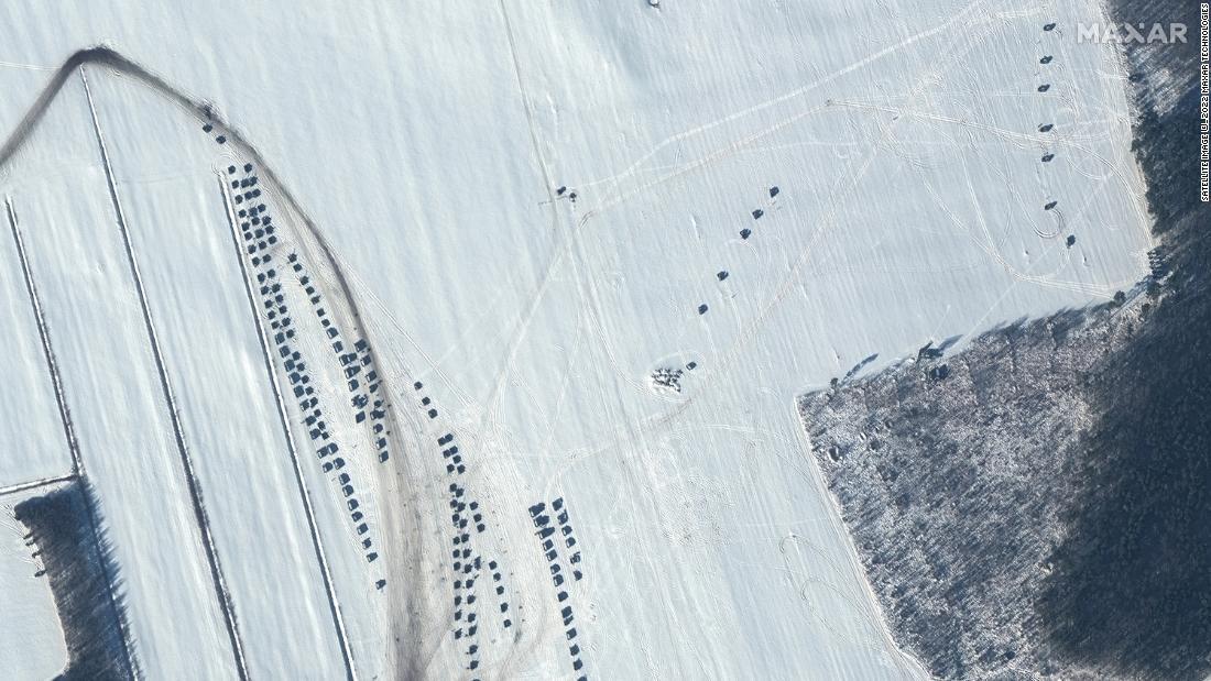 ウクライナの国境付近に設営された野営地を撮影した衛星画像/Satellite image ©️2022 Maxar Technologies