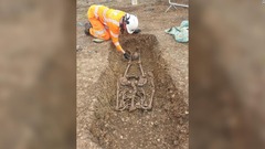 斬首された遺骨発見、ローマ時代の「犯罪者」か　英建設現場