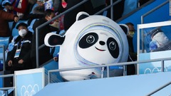 冬季五輪を沸かせるパンダのマスコット「ビンドゥンドゥン」