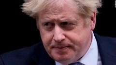 英イングランドでコロナ規制撤廃へ　ジョンソン首相が発表