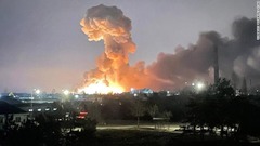 ウクライナ大統領府が提供した首都キエフでの爆発の様子＝２４日