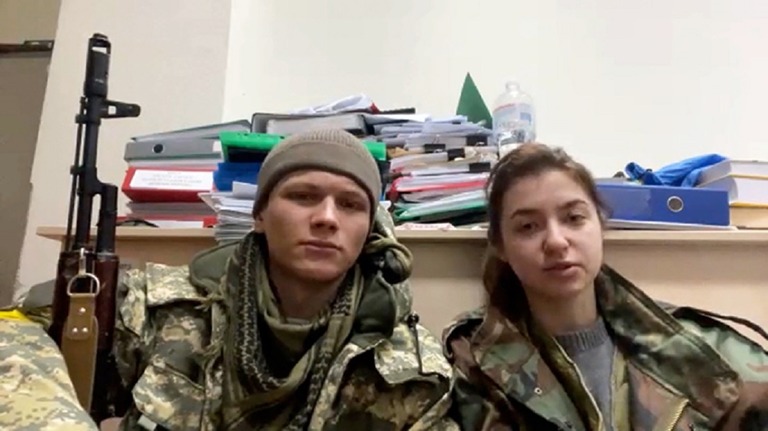 スビャトスラフ・フルシンさん（左）とヤリナ・アリエバさん（右）/CNN