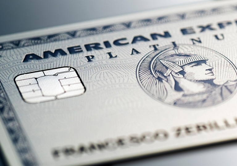 ロシアでの業務を停止すると発表した米クレジットカード大手のアメリカン・エキスプレス/Alamy