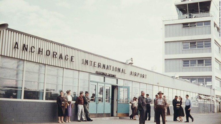 １９６５年ごろのアンカレジ国際空港の様子/Harvey Meston/Archive Photos/Getty Images