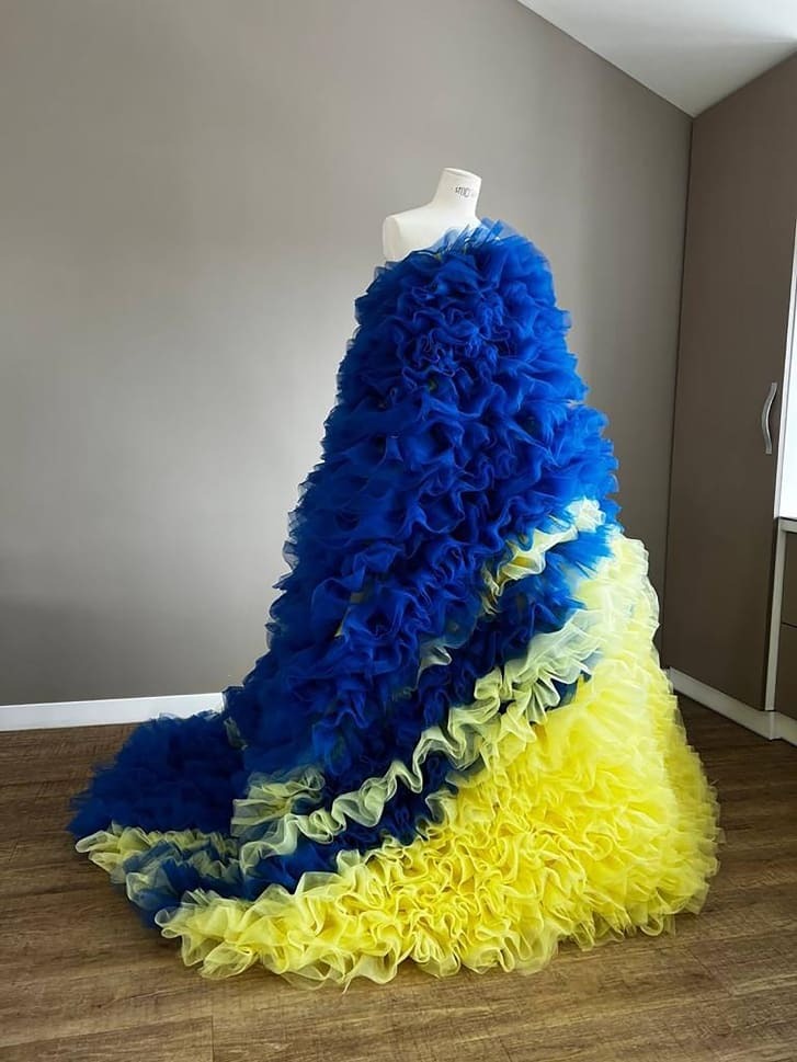 特別に製作されたウクライナ・スタイルのドレスの一例/Courtesy Milla Nova