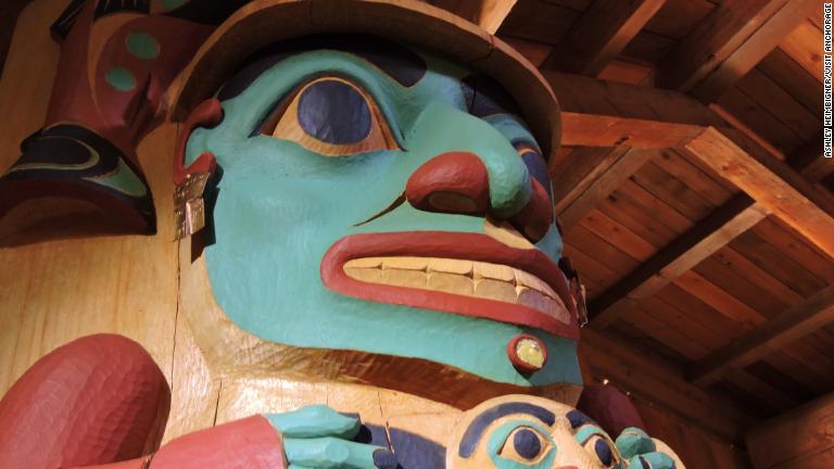 アラスカ・ネーティブ・ヘリテージ・センターでは先住民に関する展示などを行っている/Ashley Heimbigner/Visit Anchorage