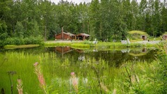 センターにある先住民の住居