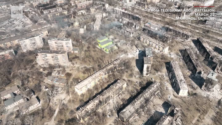 甚大な被害を受けたウクライナ南部の都市マリウポリの空撮画像/Telegram