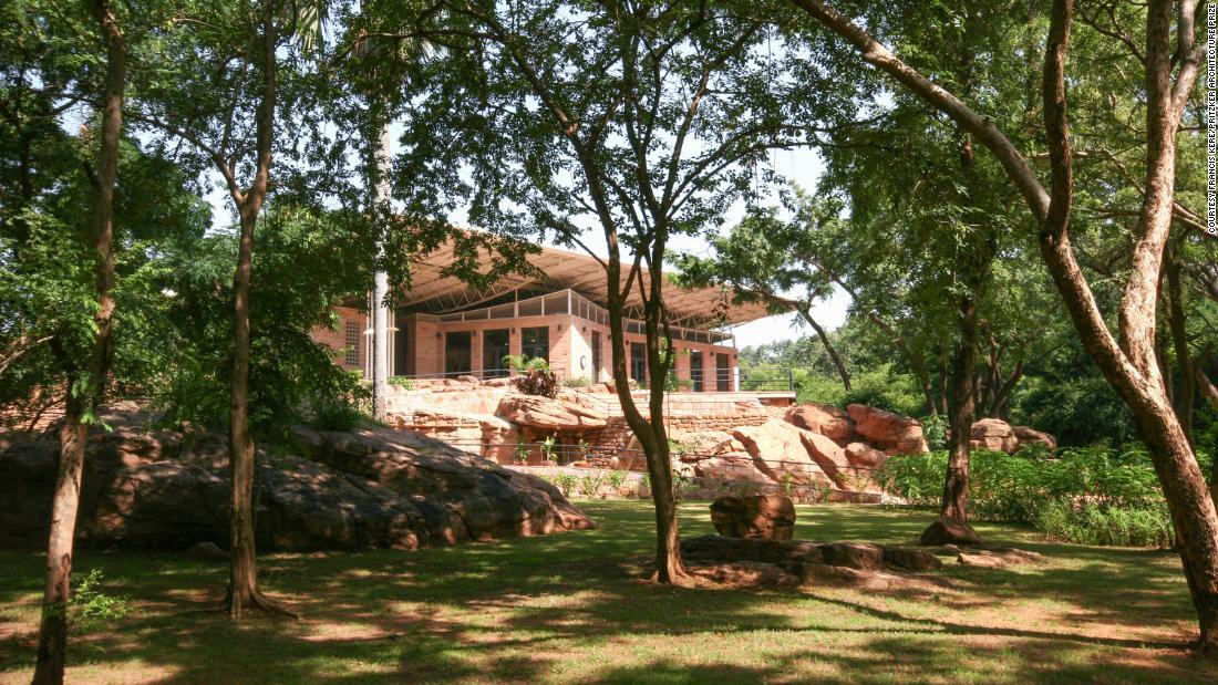 マリ首都バマコのマリ国立公園でケレ氏が設計した建物/courtesy Francis Kere/Pritzker Architecture Prize