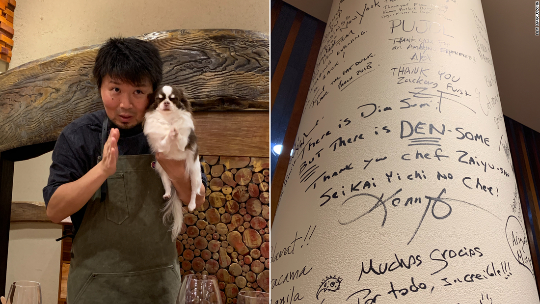 シェフの長谷川在佑氏と愛犬。店内の柱には客からのメッセージが書かれている/Lilit Marcus/CNN