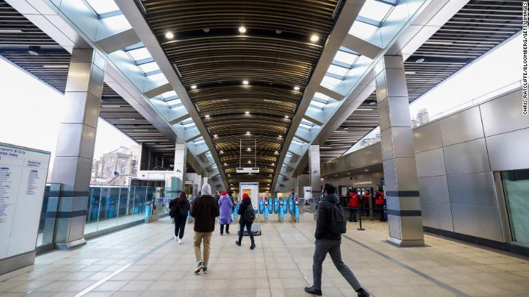 ホワイトチャペル駅は新たな輸送の中心地となりそうだ/Chris Ratcliffe/Bloomberg/Getty Images